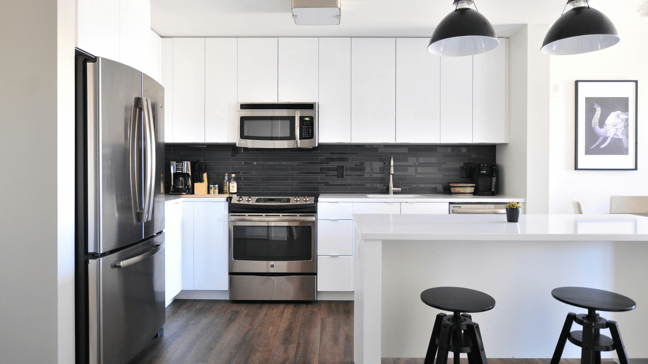How to attract Oakville buyers - an interior image of a home in Oakville listed by Oakville real estate agent Marco Pedri.