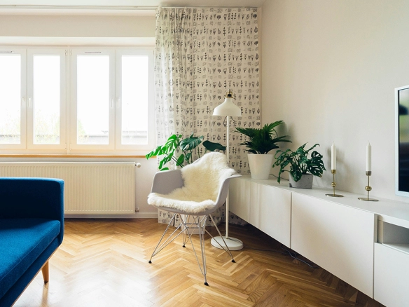 An image of an apartment in an apartment building in Oakville which is one of the best type of rentals for Oakville investors.